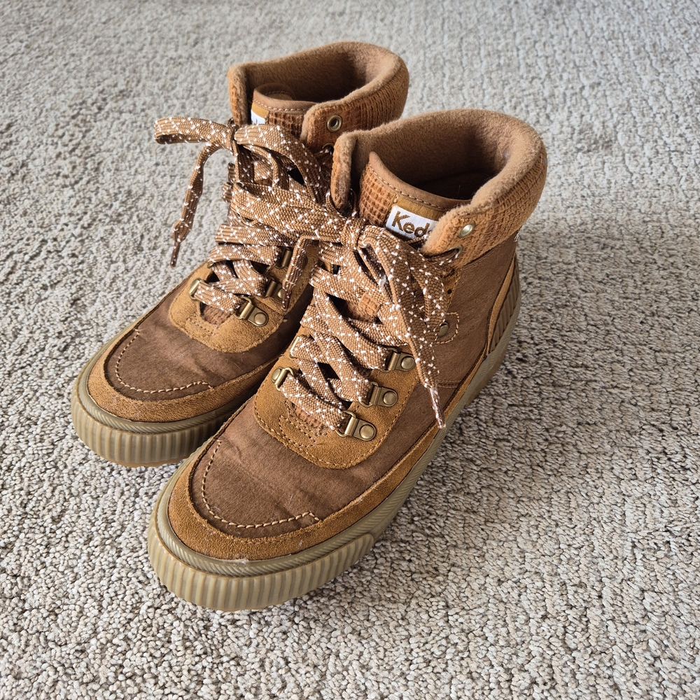 NWOT Keds Fielder Suede Boots